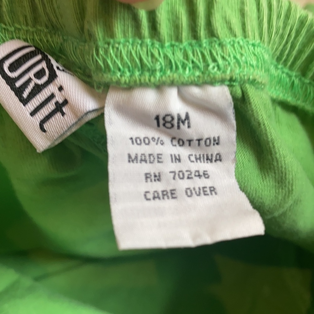 Green baby boys shorts 18m - Picture 5 of 5